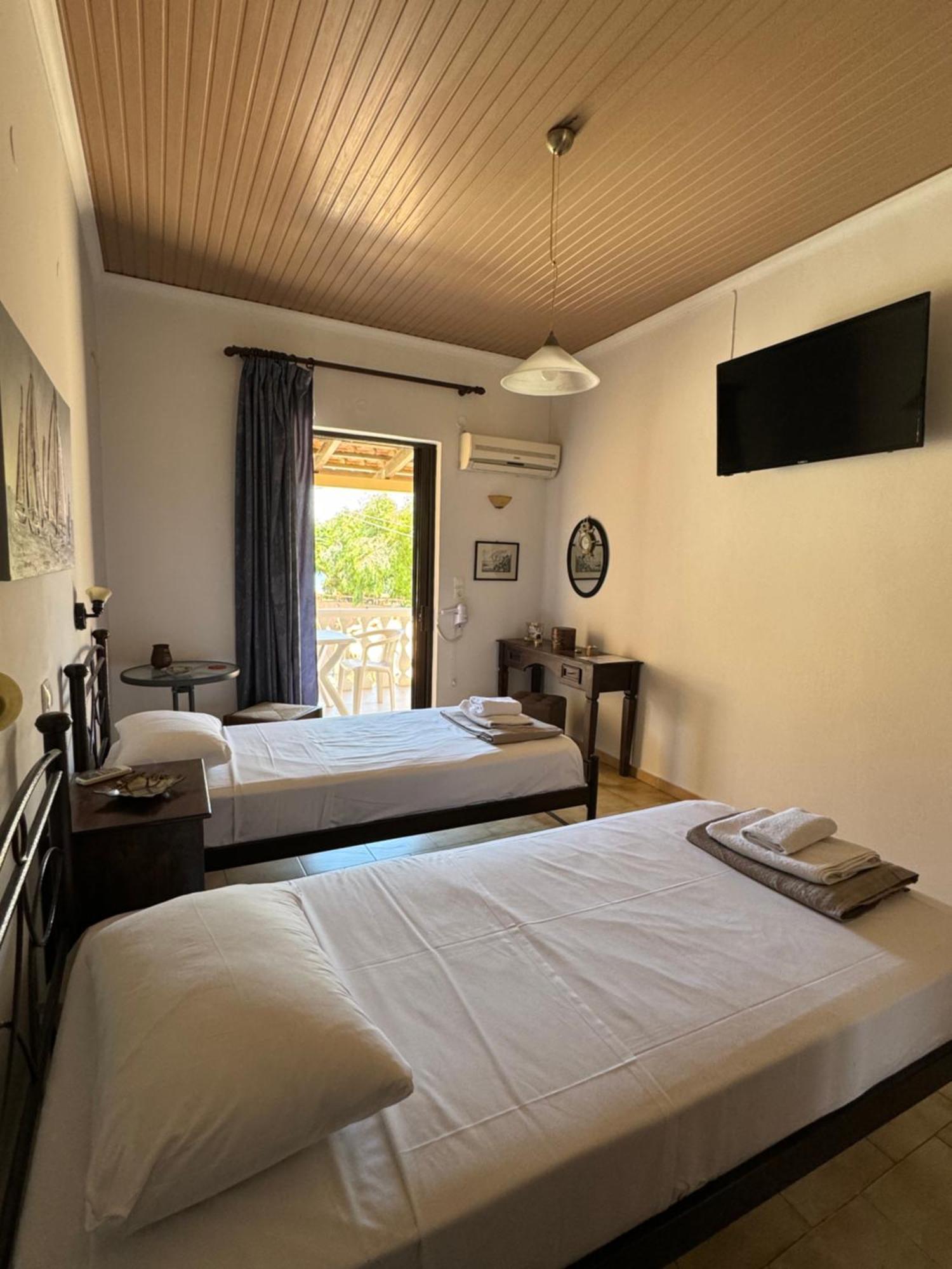 Dennis L Apartmán Laganas